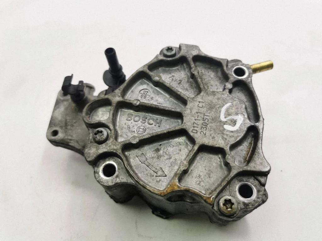 Vacuum pump D1711C1