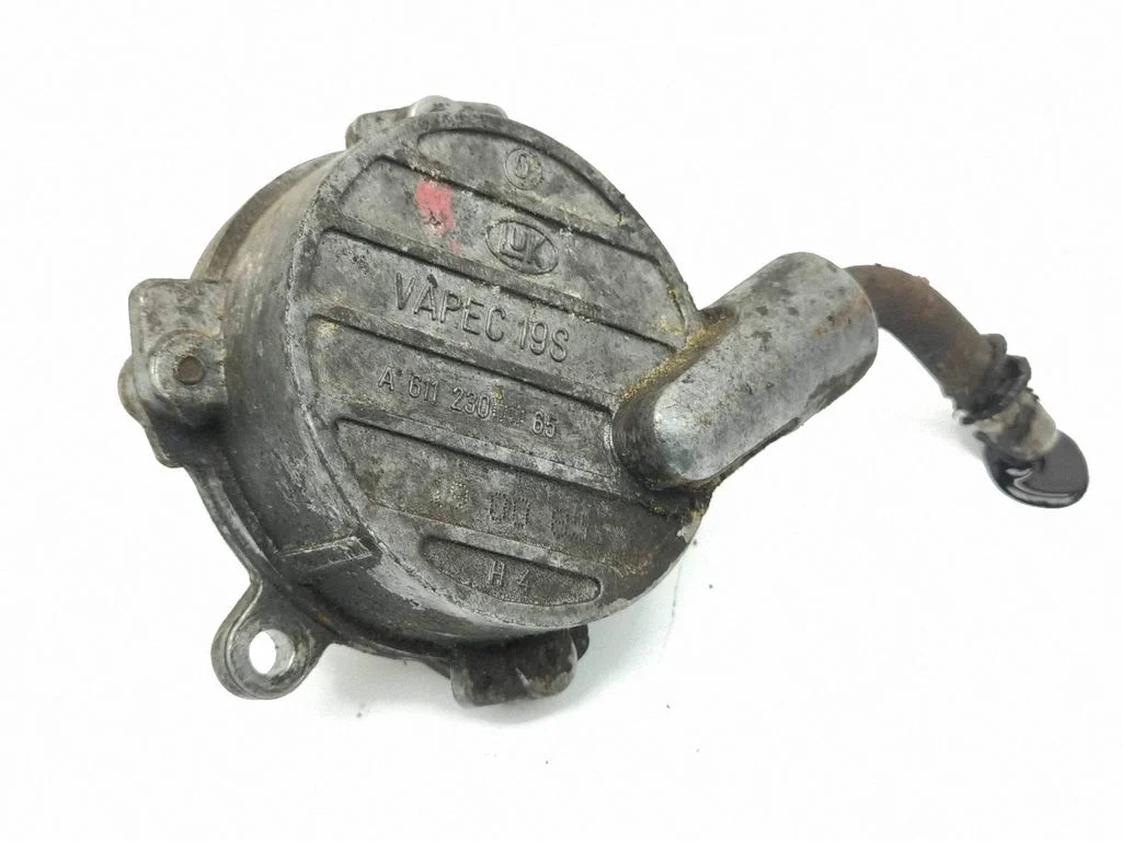 Vaakumpump A6112300065