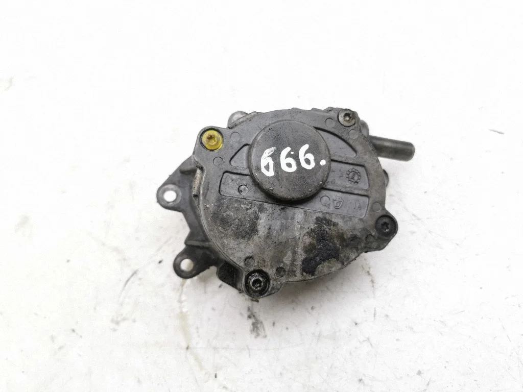 Vacuum pump A6422300165