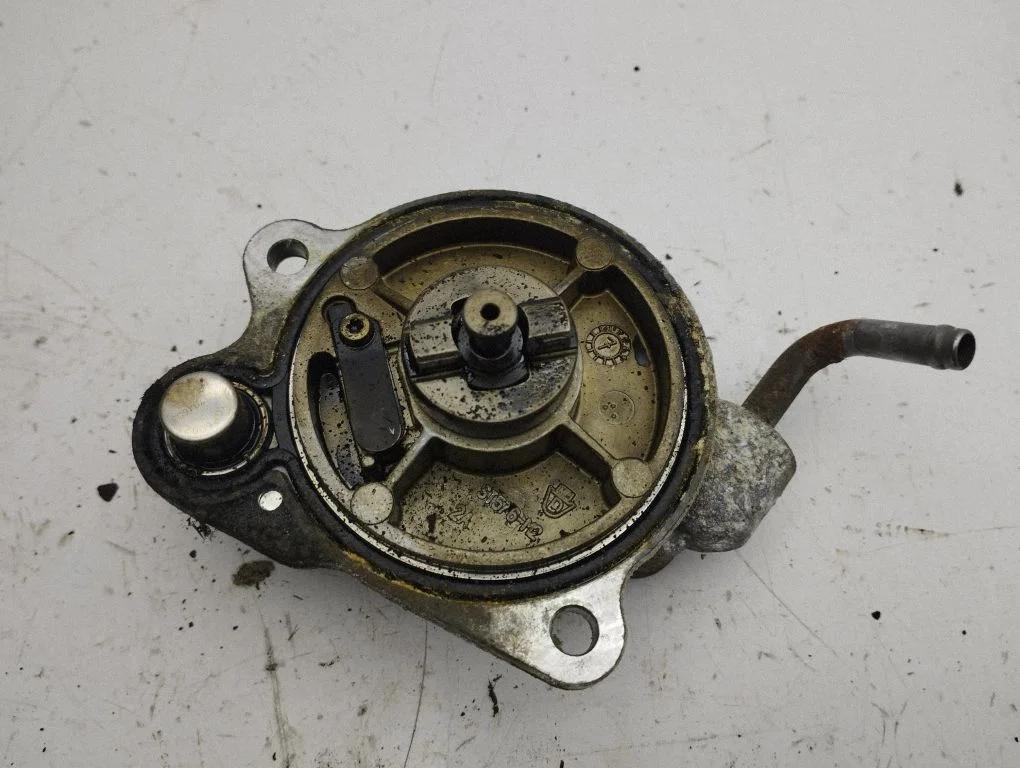 Vacuum pump