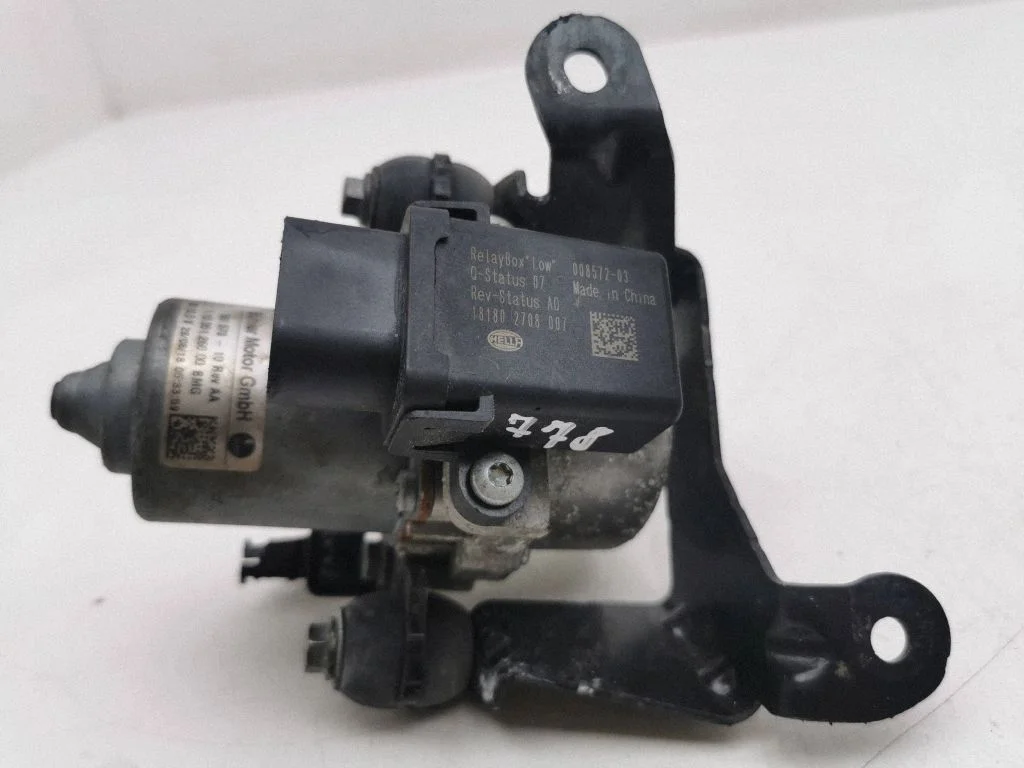 Vaakumpump 1K0612181F
