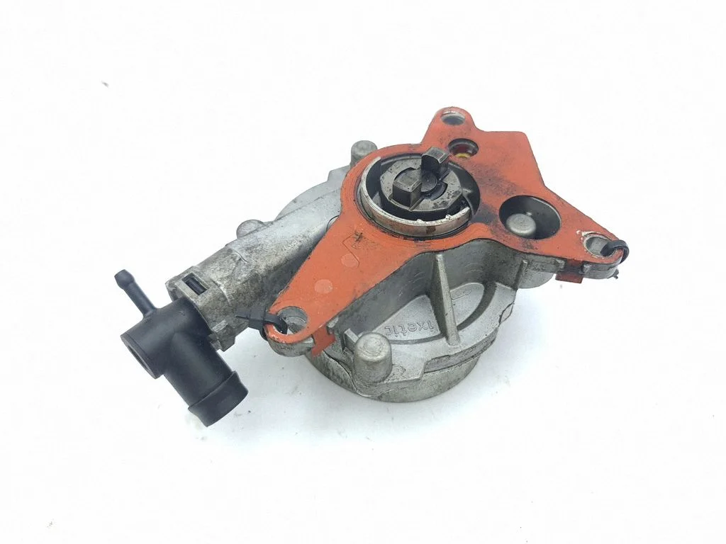 Vacuum pump 146503760R