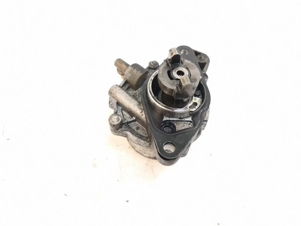 Vacuum pump – Suzuki Swift I (2004-2010)