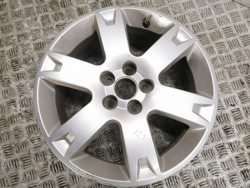 R16 alloy rim PZ406T0576