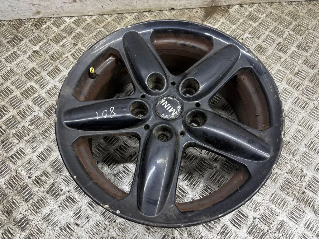 R16 alloy rim 9803720