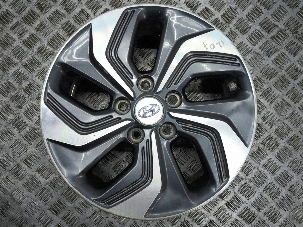 R16 valuvelg (-veljed) 52910CM100