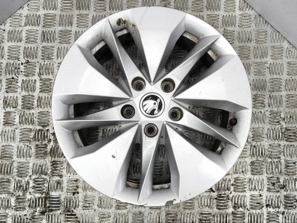 R16 alloy rim 5E3601025AH