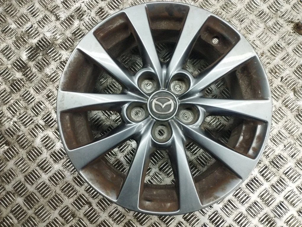 R16 alloy rim 9965L56560