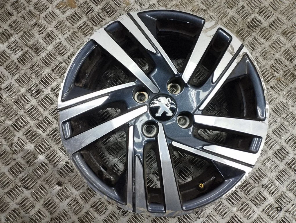 R16 alloy rim 9829566277