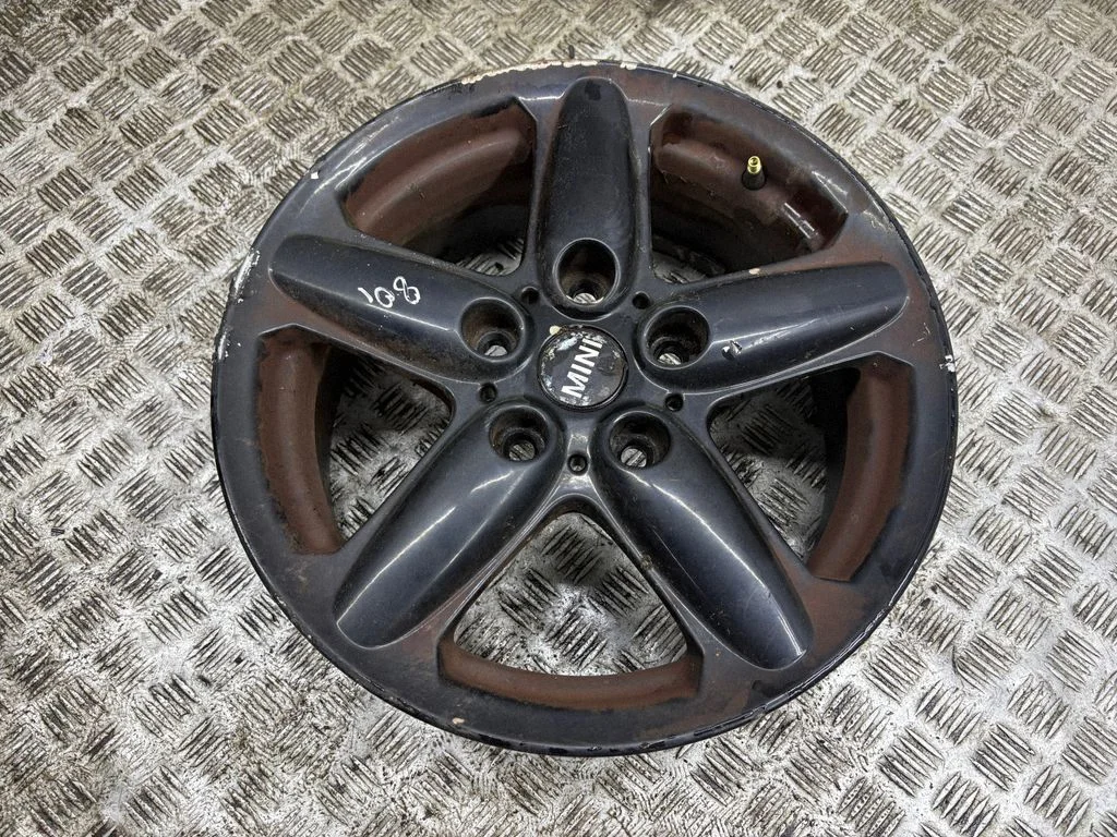 R16 alloy rim 9803720