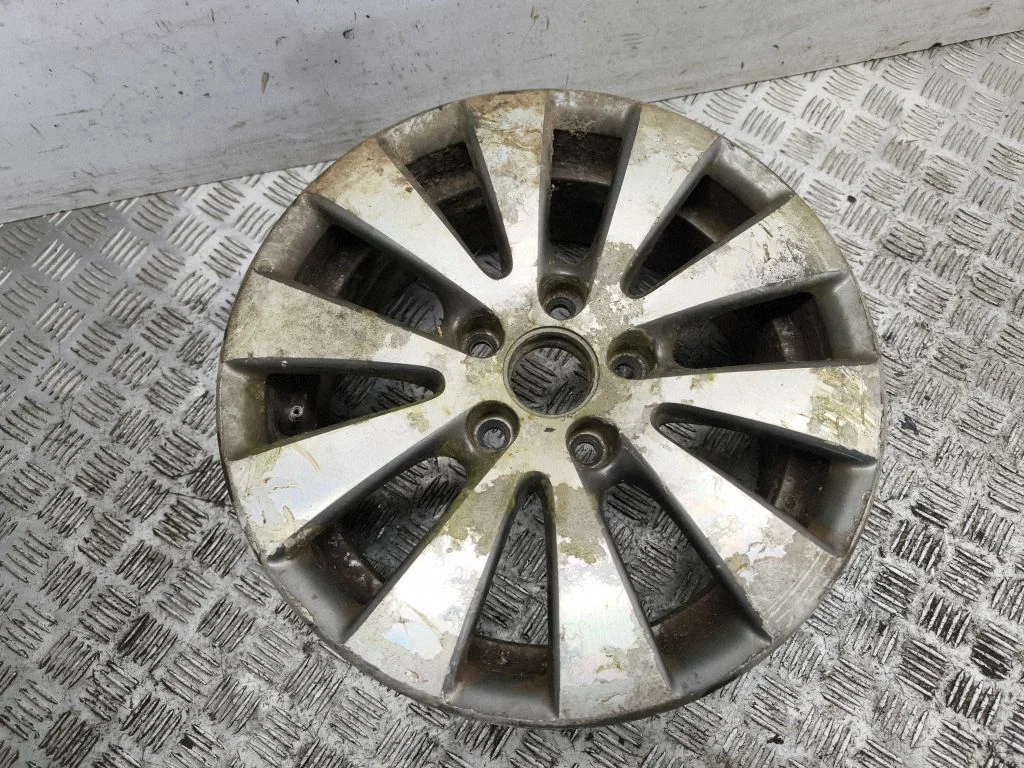 R16 alloy rim – Volkswagen Passat CC (2008-2016)
