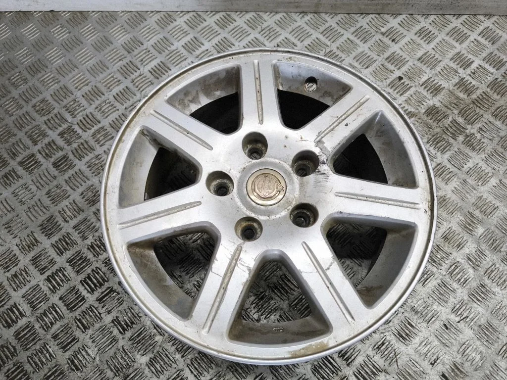 R16 alloy rim – Chrysler Grand Voyager V (2007-2015)
