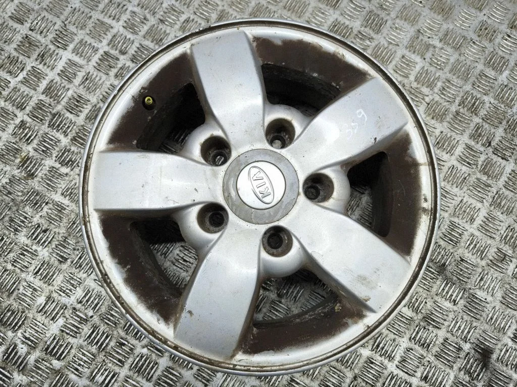 R16 alloy rim
