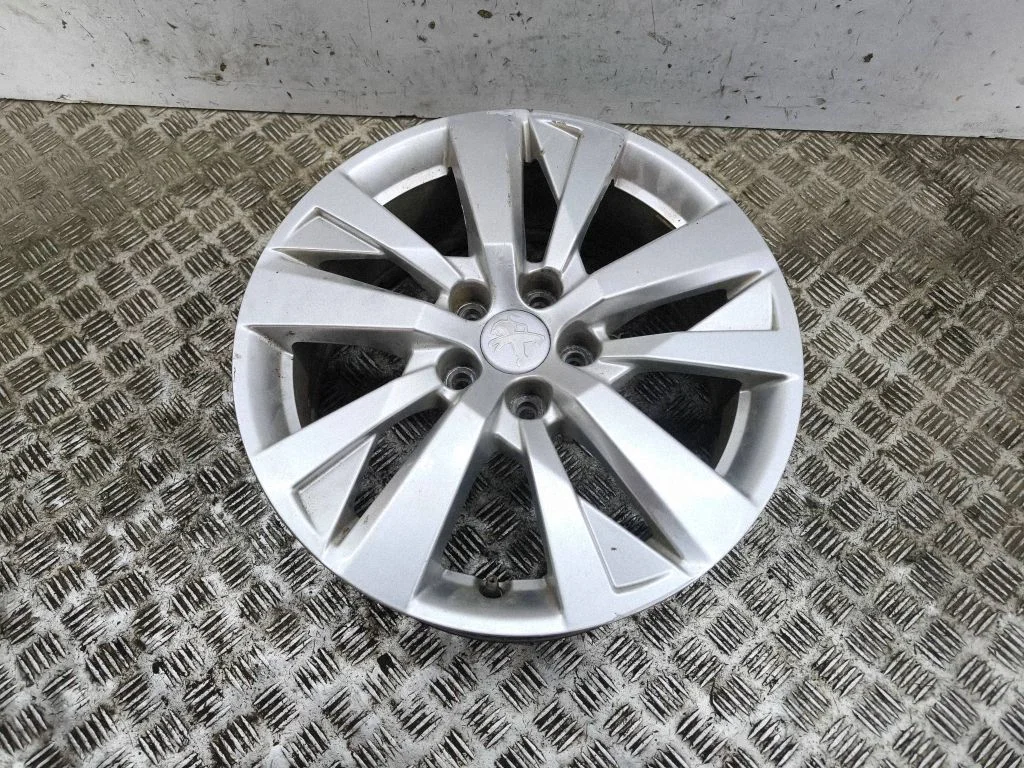 R17 alloy rim 9809687177