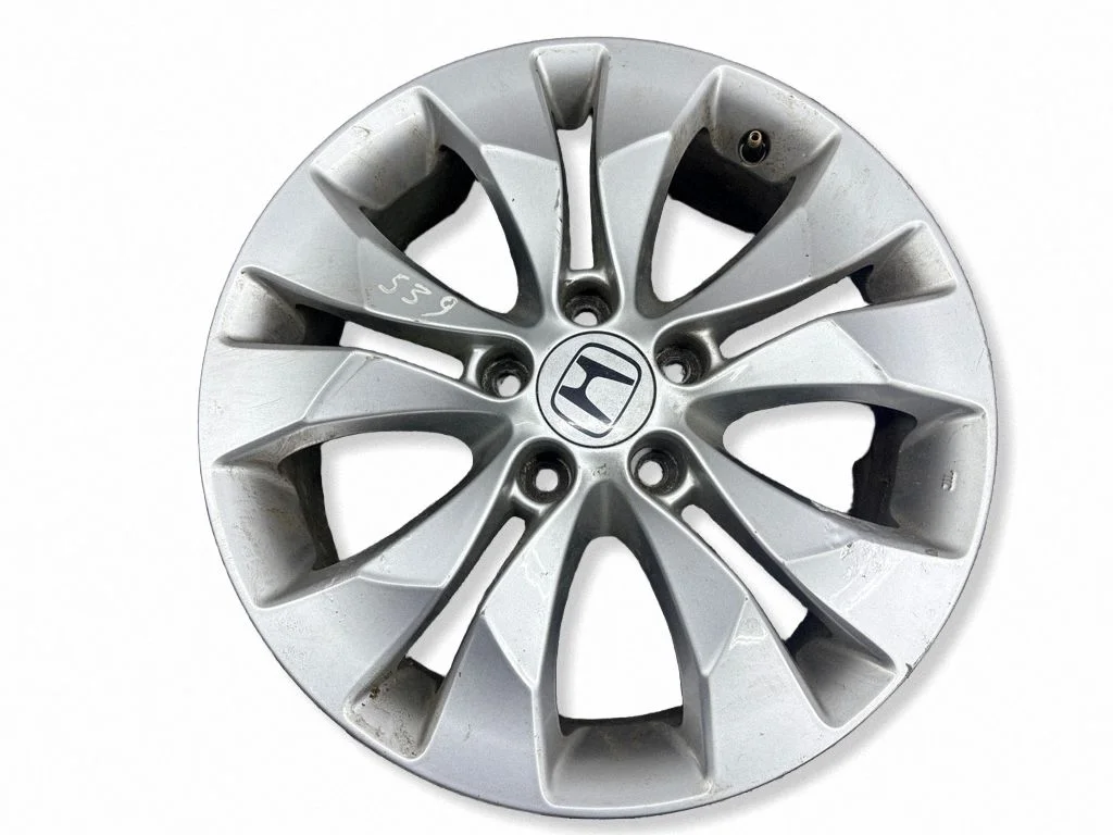 R17 vieglmetāla disks (-i) 17065A