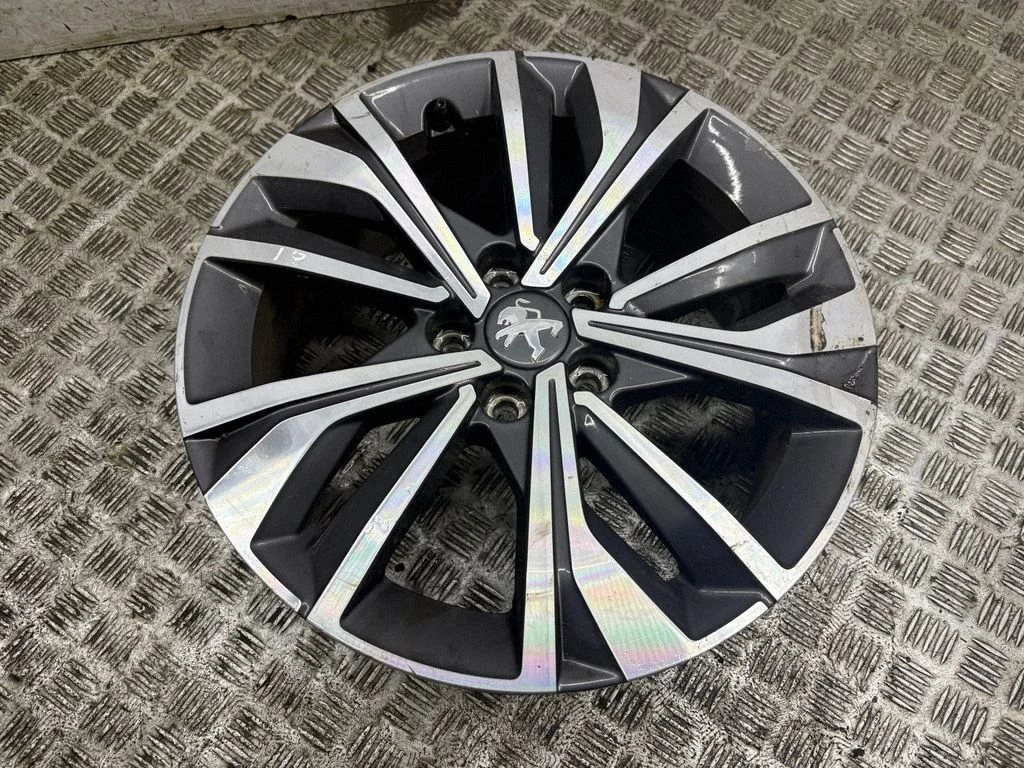 R17 alloy rim 9814117977