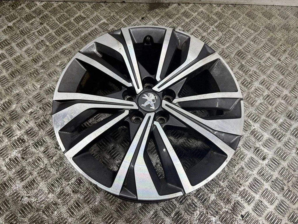 R17 alloy rim 9814117977