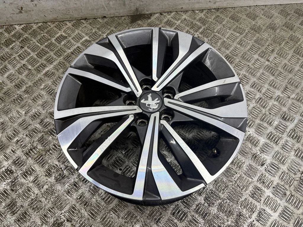 R17 alloy rim 9814117977