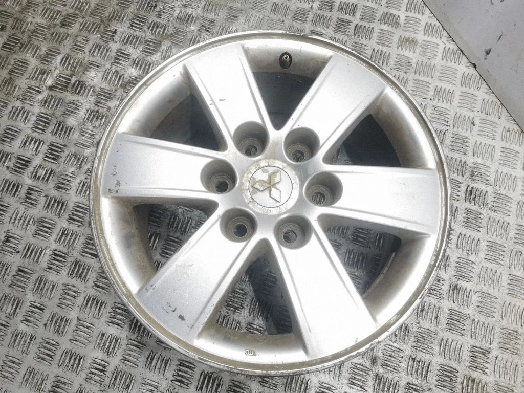 R17 alloy rim