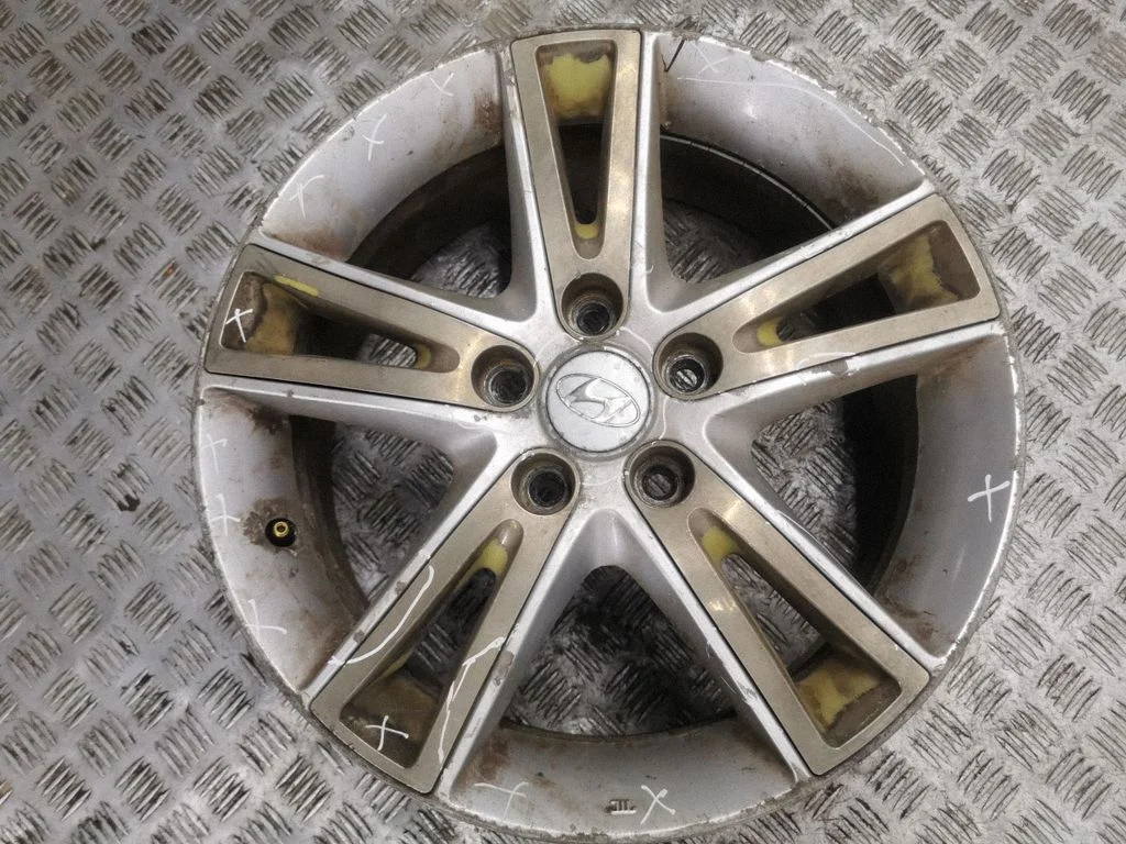 R17 alloy rim