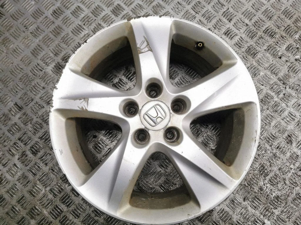 R17 alloy rim