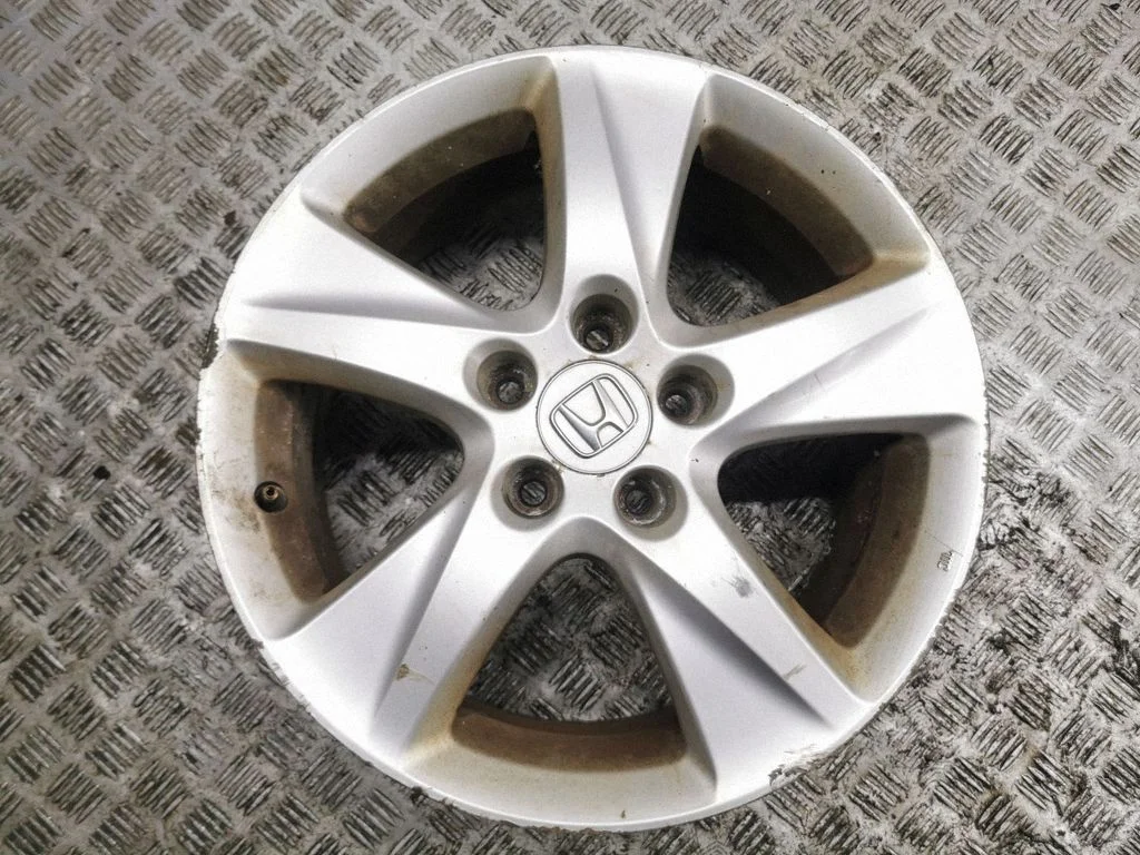 R17 alloy rim