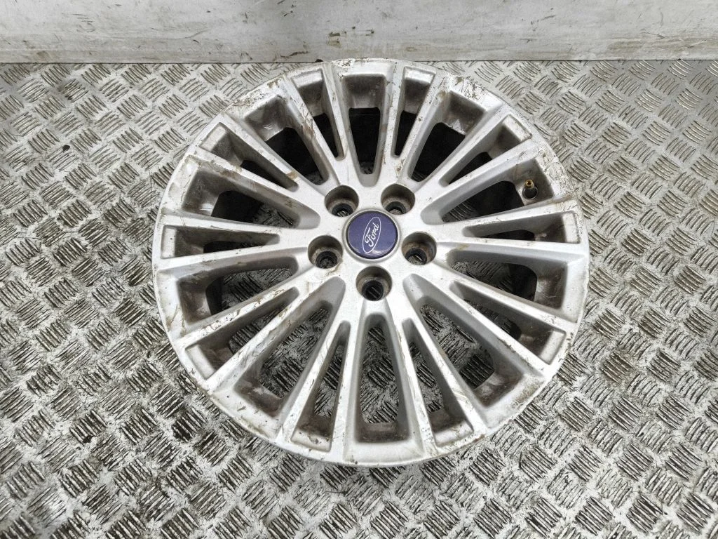 R17 alloy rim EM2C1007B1A