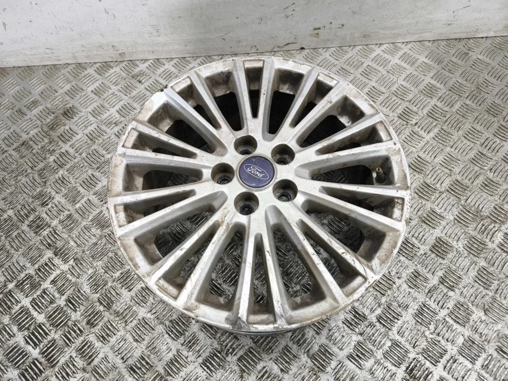 R17 alloy rim EM2C1007B1A