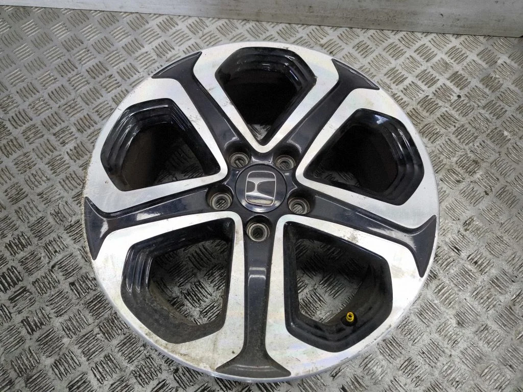R17 alloy rim T7A17070B