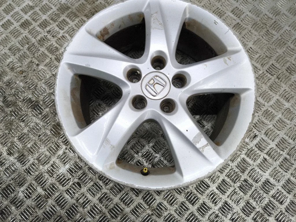 R17 alloy rim