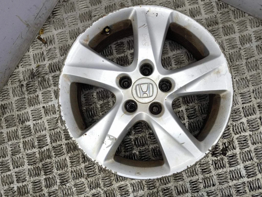 R17 alloy rim