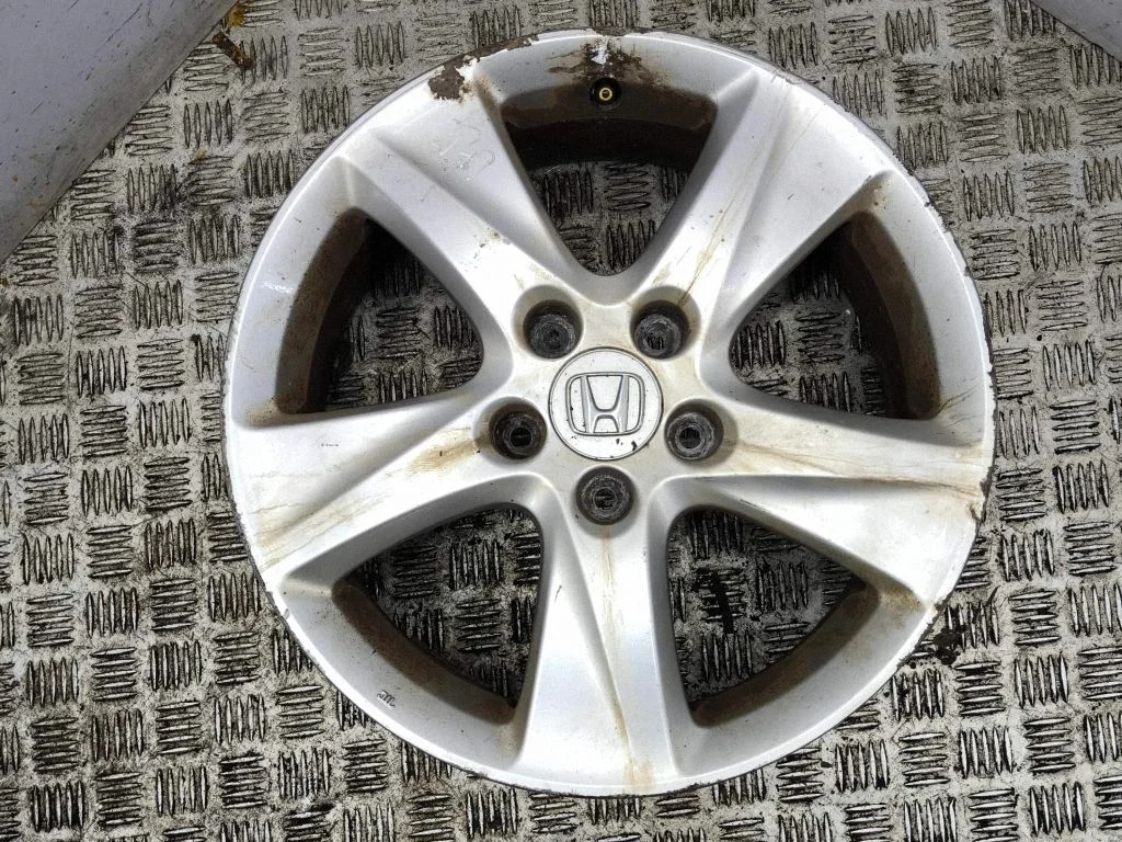 R17 alloy rim