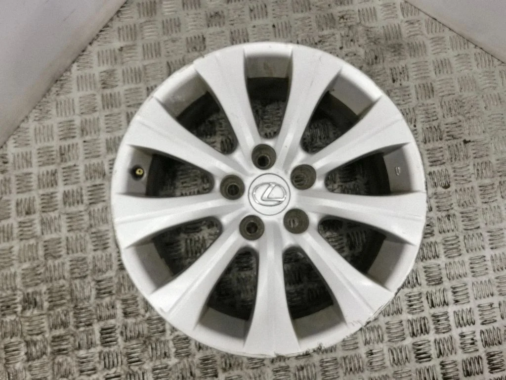 R17 alloy rim