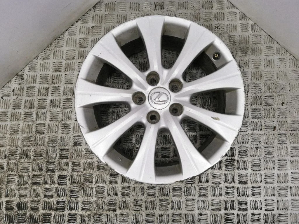 R17 alloy rim