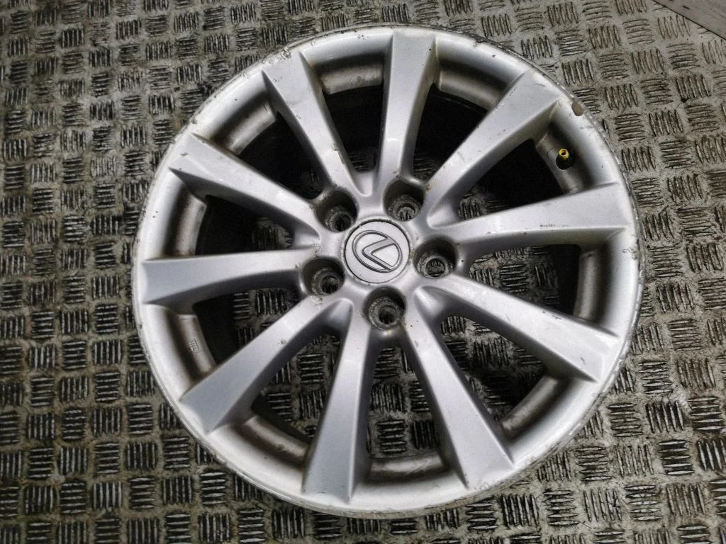 R17 alloy rim