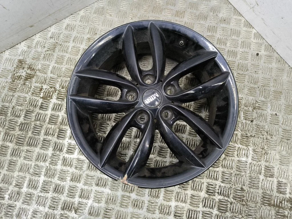 R17 alloy rim – Mini Cooper Countryman R60 (2011-2016)