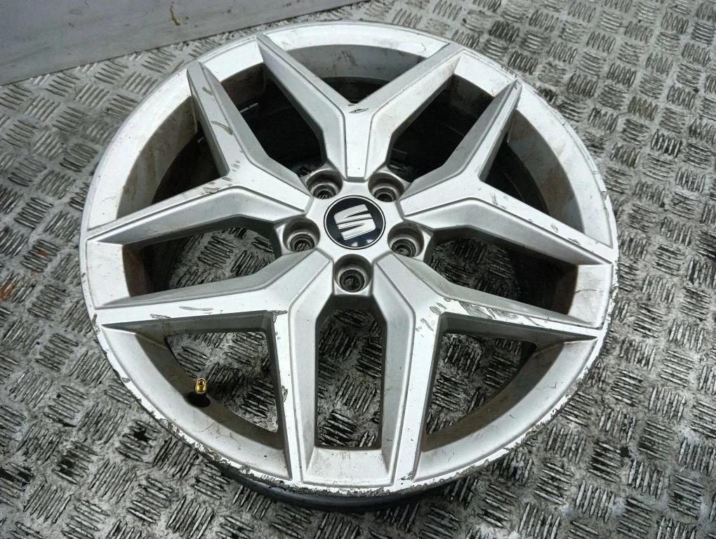 R17 vieglmetāla disks (-i) 6F0601025C