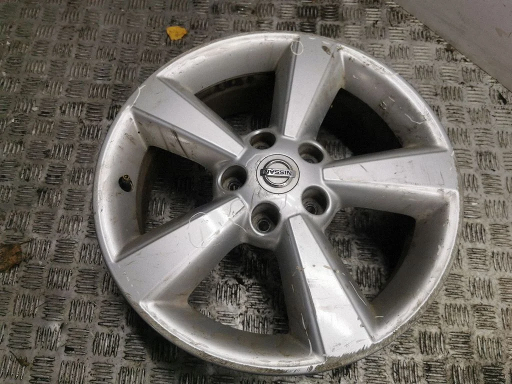 R17 alloy rim