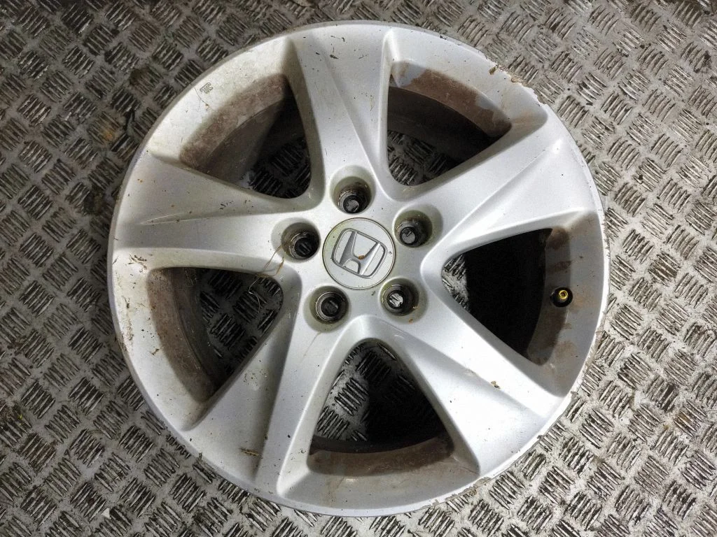 R17 alloy rim TL0775A