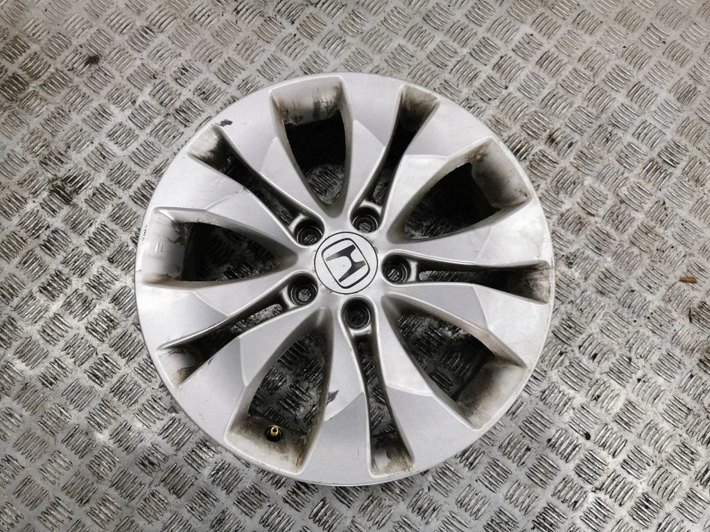 R17 alloy rim – Honda CR-V (2013-2016)