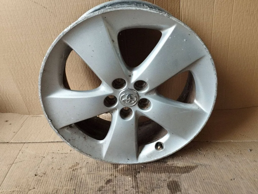 R17 alloy rim