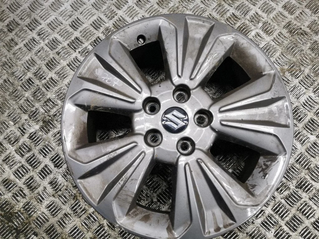 R17 alloy rim