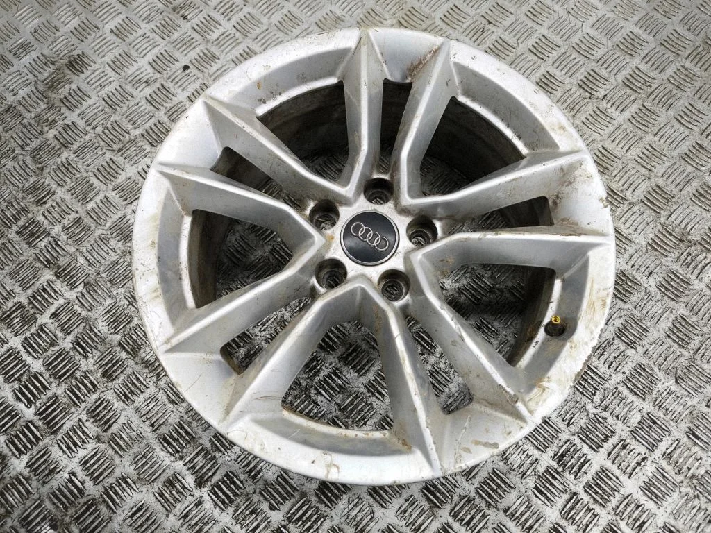 R17 vieglmetāla disks (-i) 8W0601025