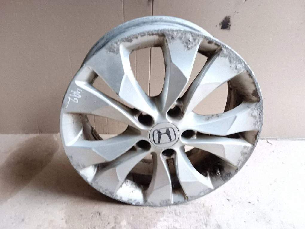 R17 alloy rim – Honda CR-V (2013-2016)