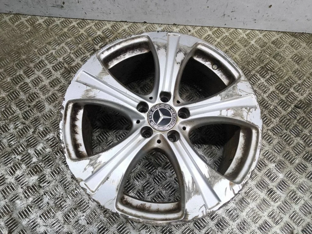 R18 vieglmetāla disks (-i) A2534010800