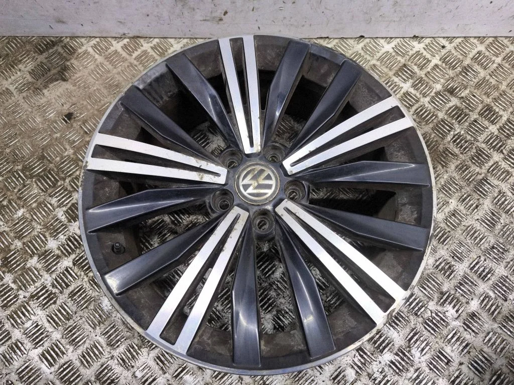 R18 alloy rim – Volkswagen Tiguan Allspace (2017-)