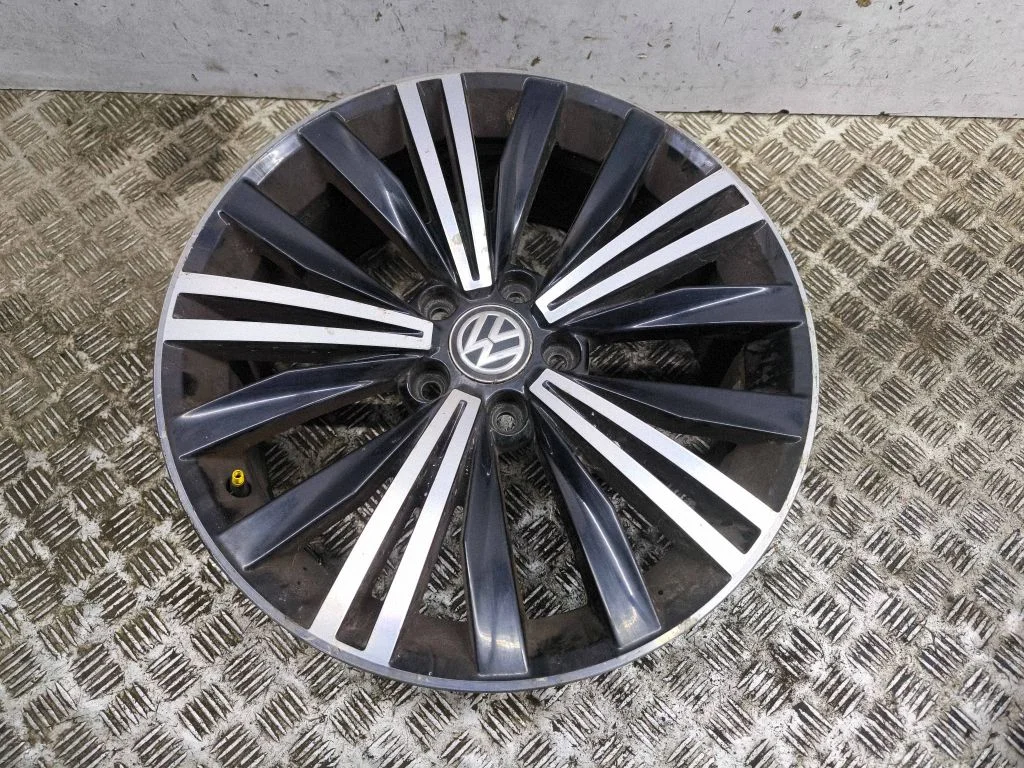 R18 alloy rim – Volkswagen Tiguan Allspace (2017-)