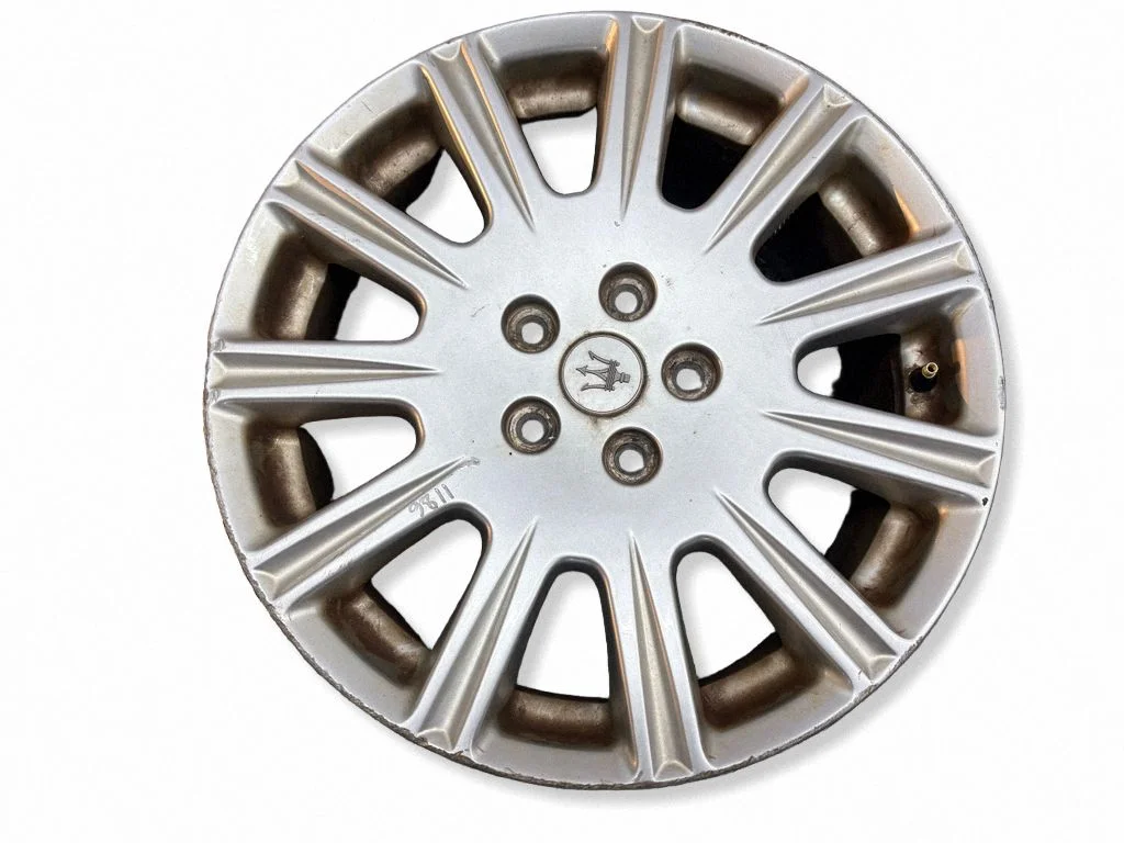 R18 alloy rim DV140