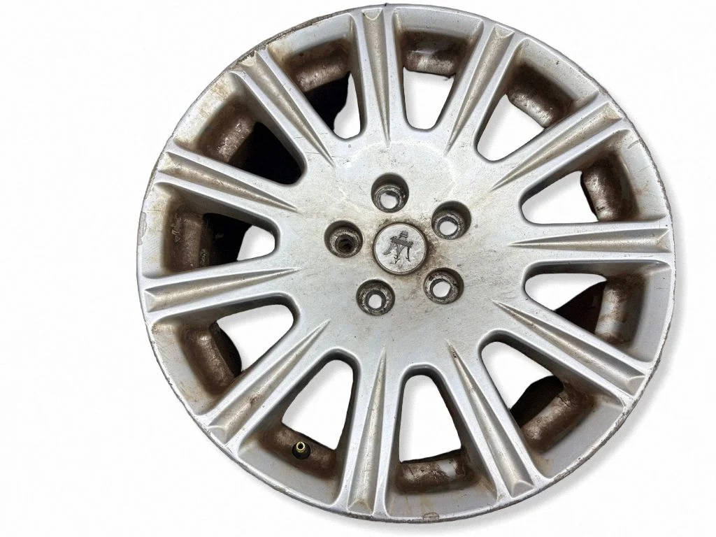 R18 alloy rim DV141