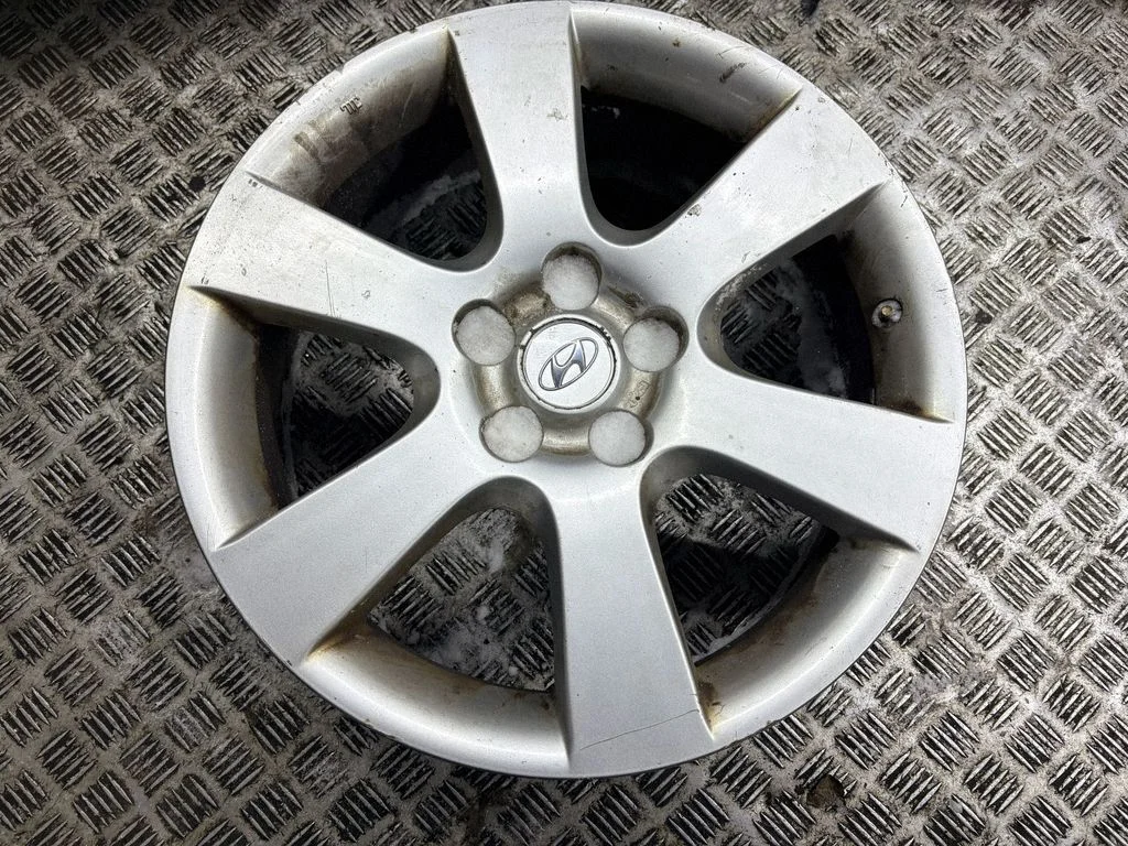 R18 alloy rim